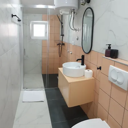 Lovely Private Flats Free Parking Novi Sad Exterior photo