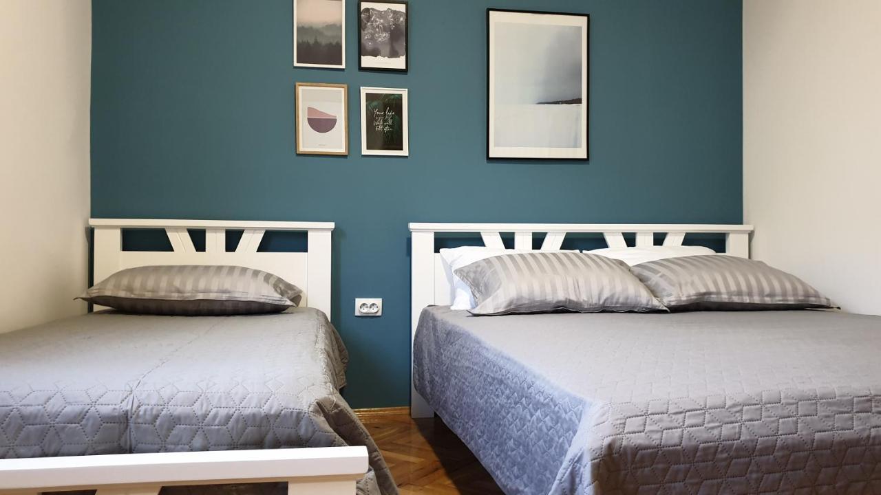 Lovely Private Flats Free Parking Apartment *